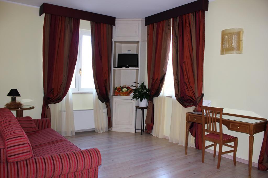 Hotel Valentino Acqui Terme Esterno foto