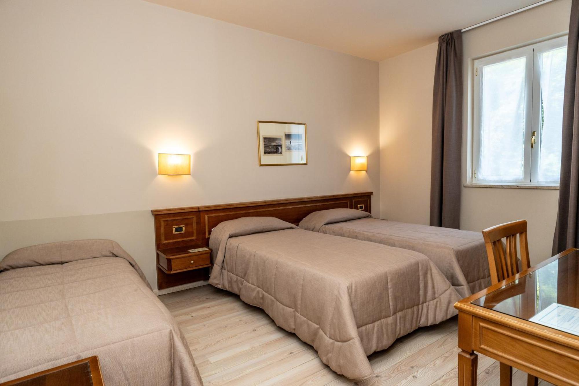 Hotel Valentino Acqui Terme Esterno foto